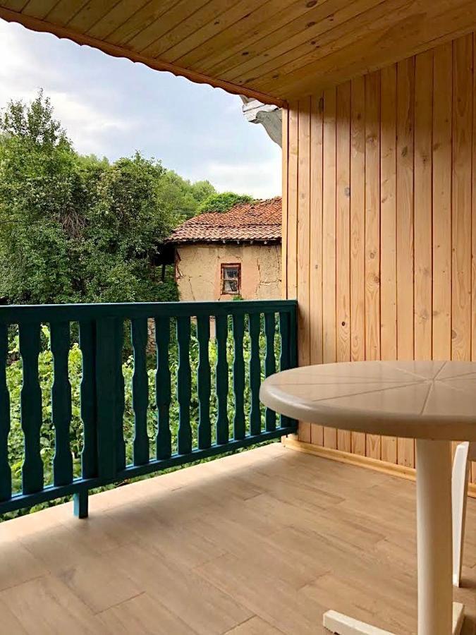 Цяла Ваканционна Къща- Florina Houses Hotell Goranovtsi Exteriör bild